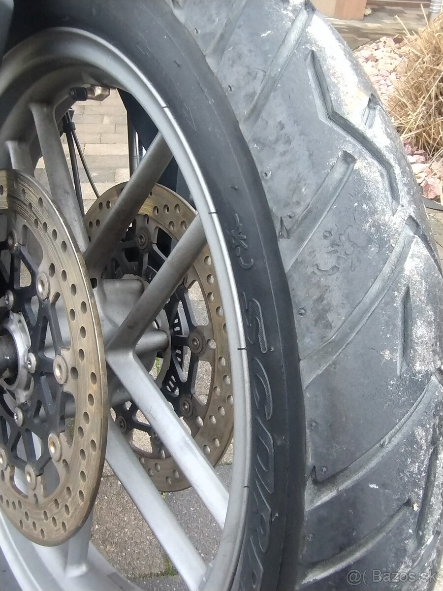 Triumph tiger 800 - 7