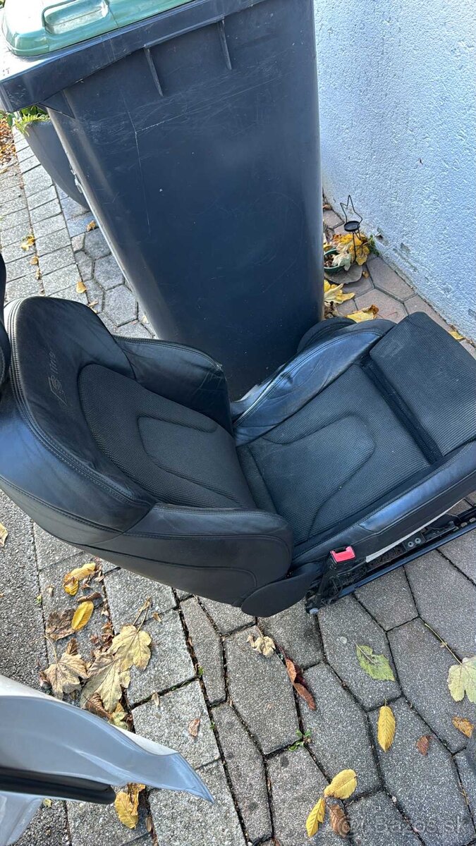 Sedačky Audi A5 coupe - 7