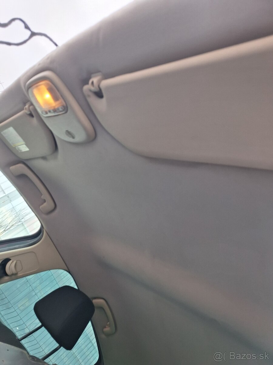 Citroen C4 1,6 16v 88kw , 2009 - 7