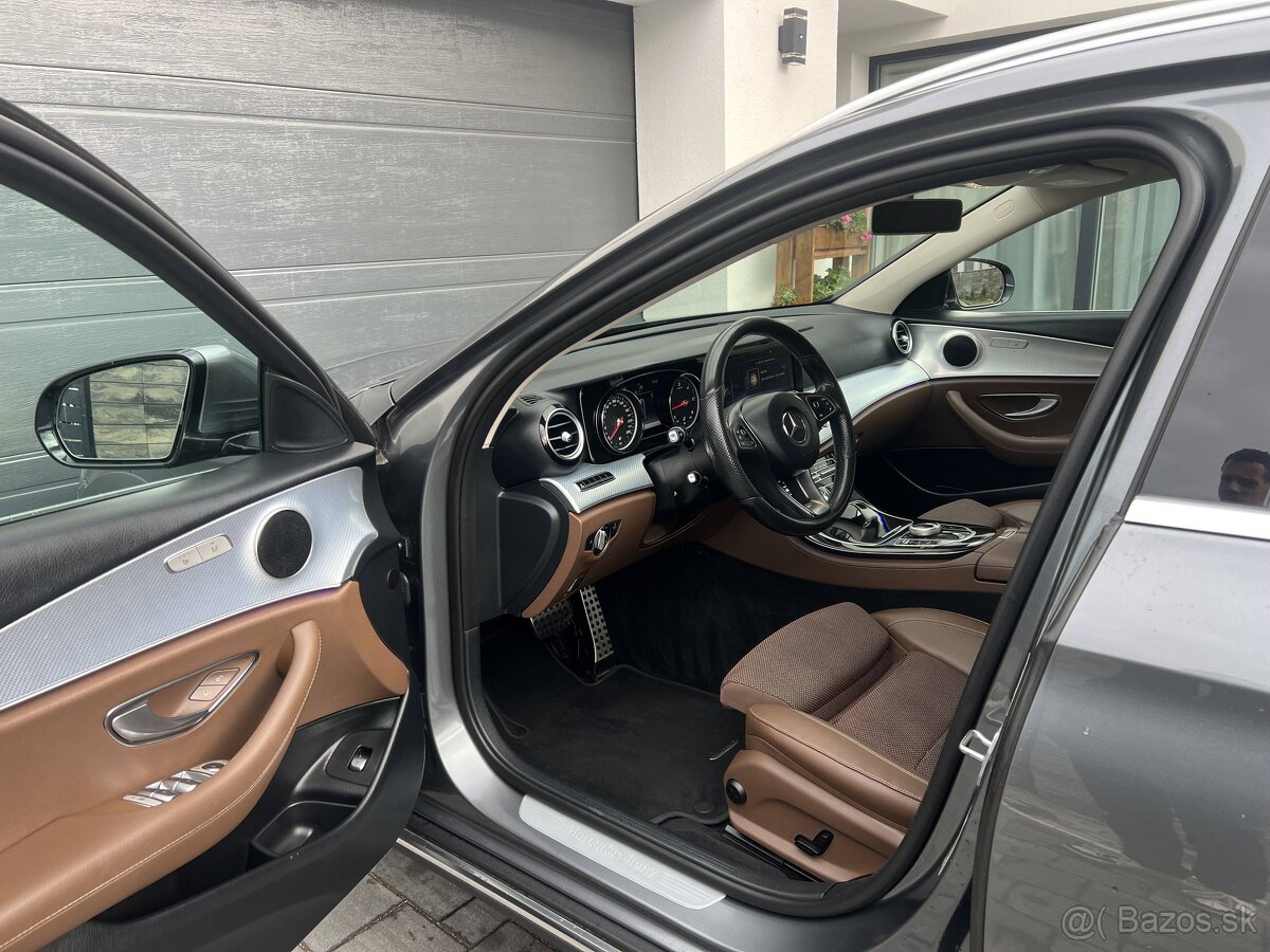 Mercedes-Benz E All-Terrain E220d Sport 4-Matic - 7