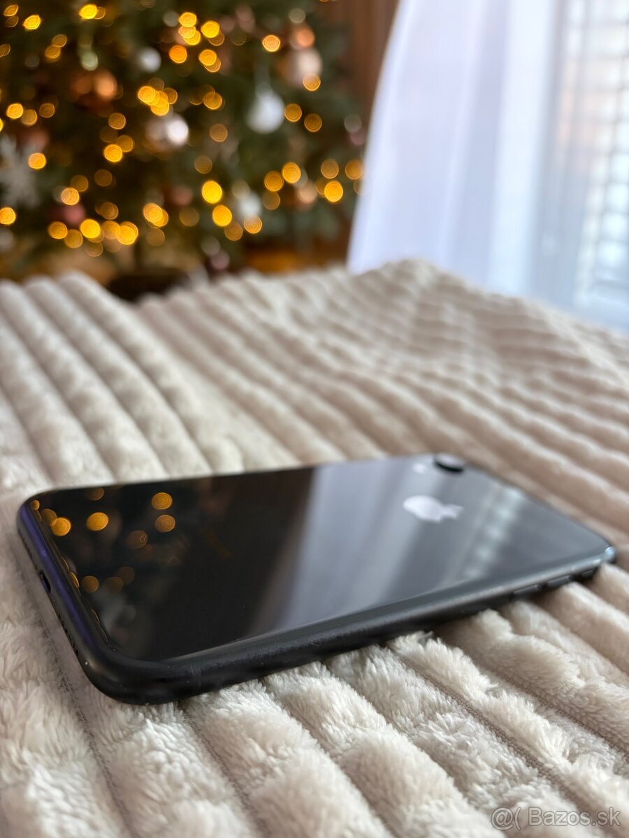 iPhone XR 64GB - 7