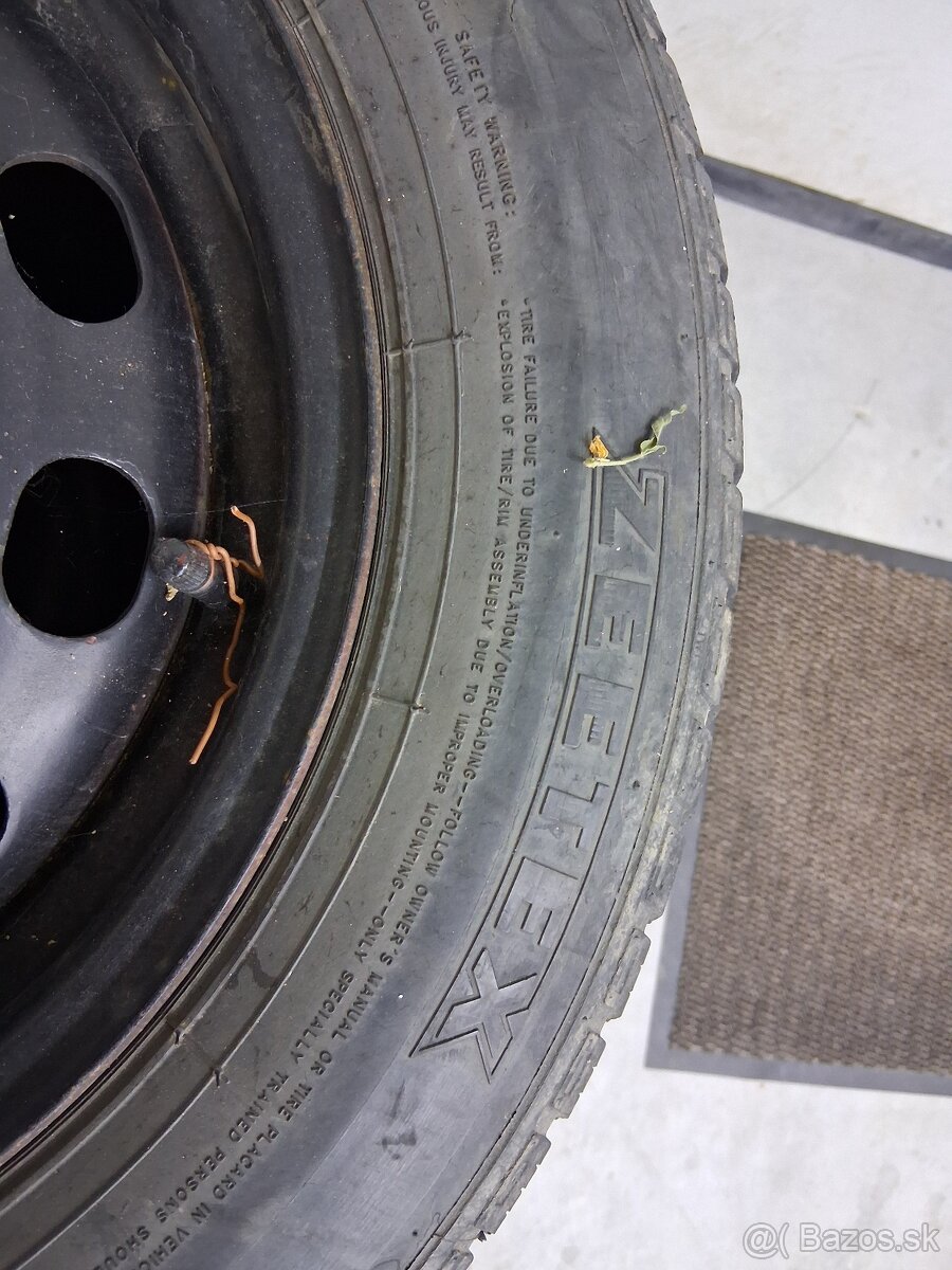 FORD ZIMNE PNEU +DISKY 185/65R14 - 7