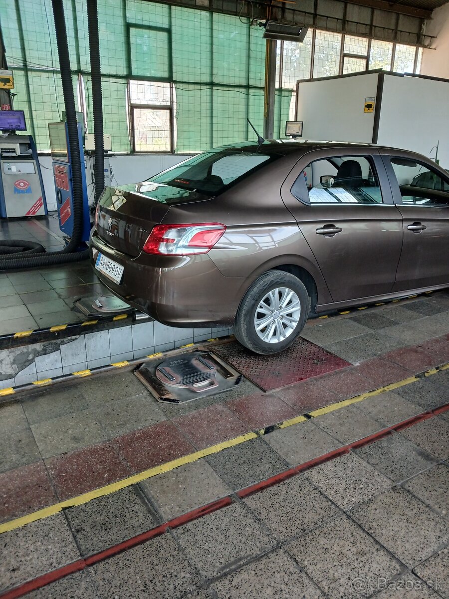 Predám peugeot.301 dizel.1.6 BLUE.HDi - 7