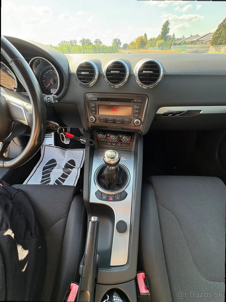 AUDI TT Kupé, 147 kW, 1984.0 cm³ - 7