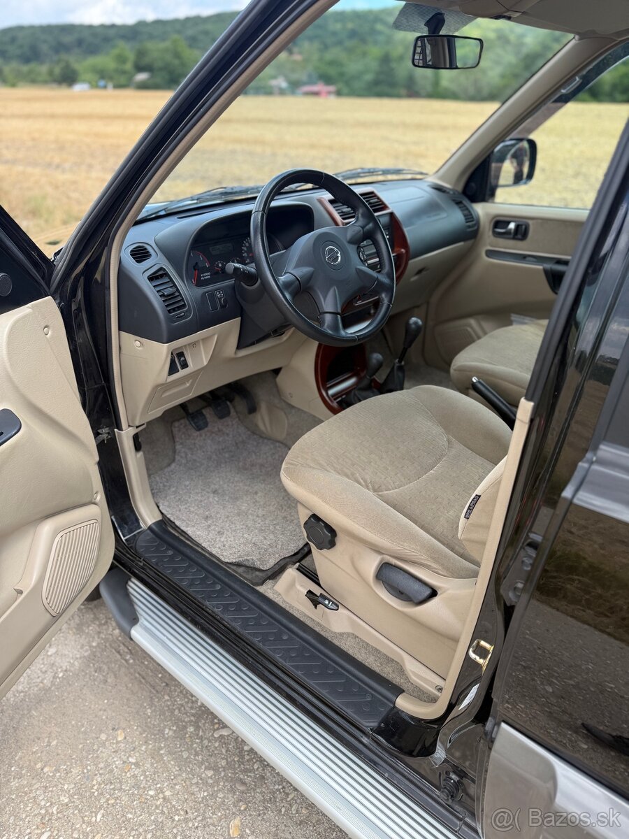 Nissan Terrano - 7