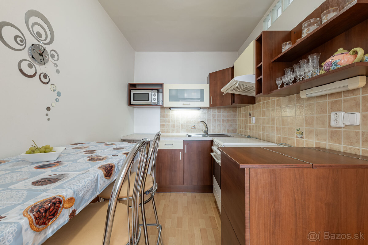 Predaj - 2 izbový byt + kk - REK, Košice I. - Staré mesto - 7