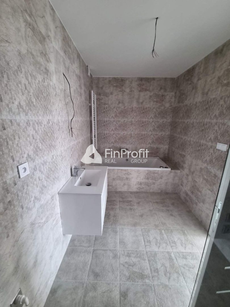 Skolaudované 3i byty v tehlovej novostavbe. - 7