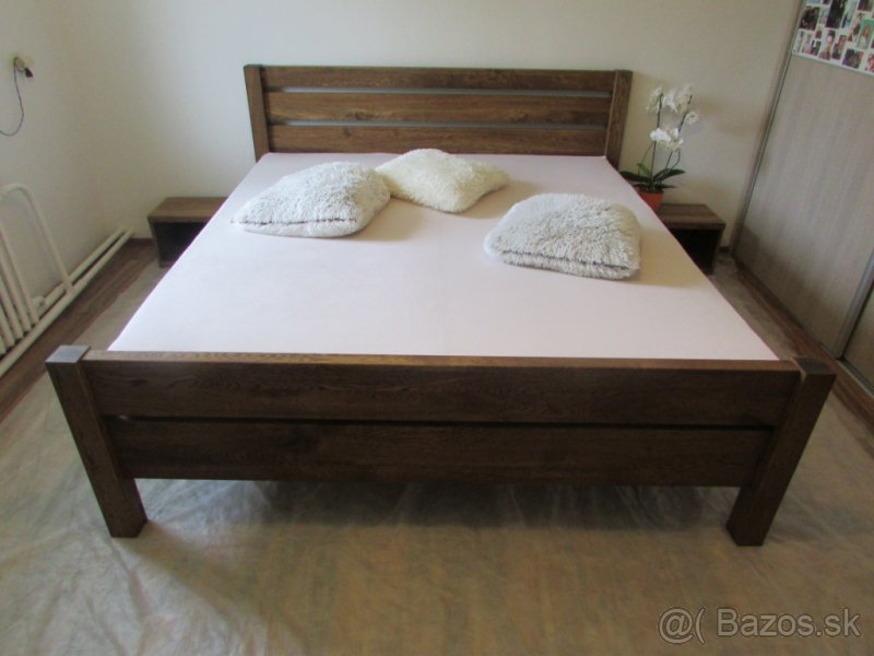 Dubová posteľ Ema + 2masívne stolíky zdarma - 7