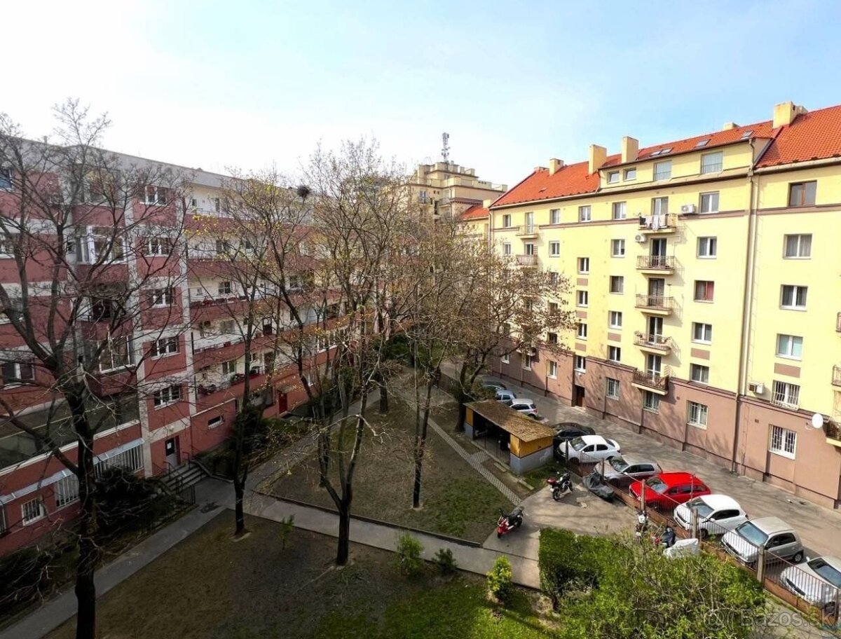 🏢 BÝVANIE NA RAČIANSKOM MÝTE - 7