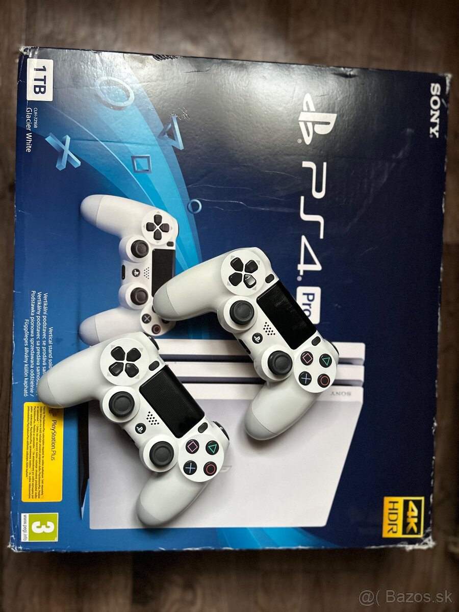 Playstation 4 pro 2TB - 7