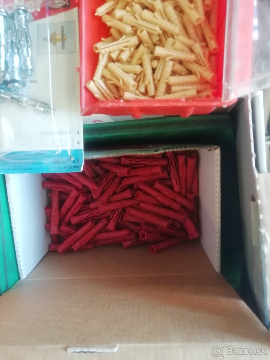 Spojovací materiál Hmozdiny a natlkacky - 7