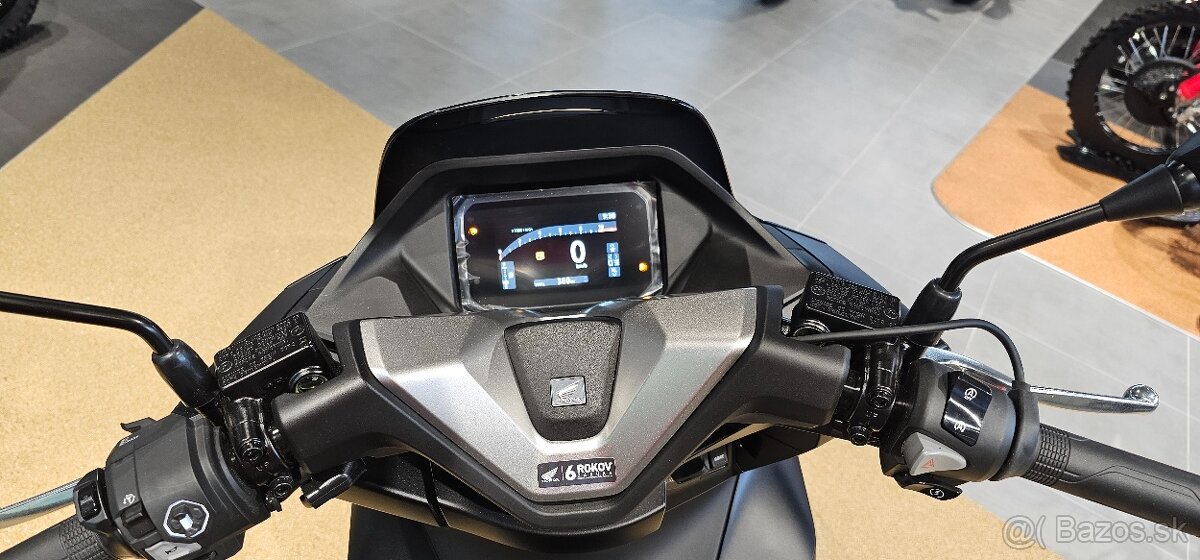 PCX125 - 7