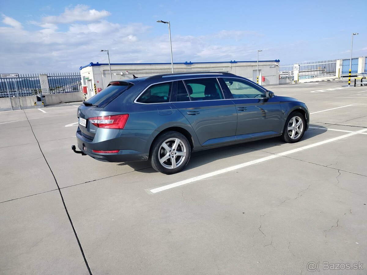 Škoda Superb - 7