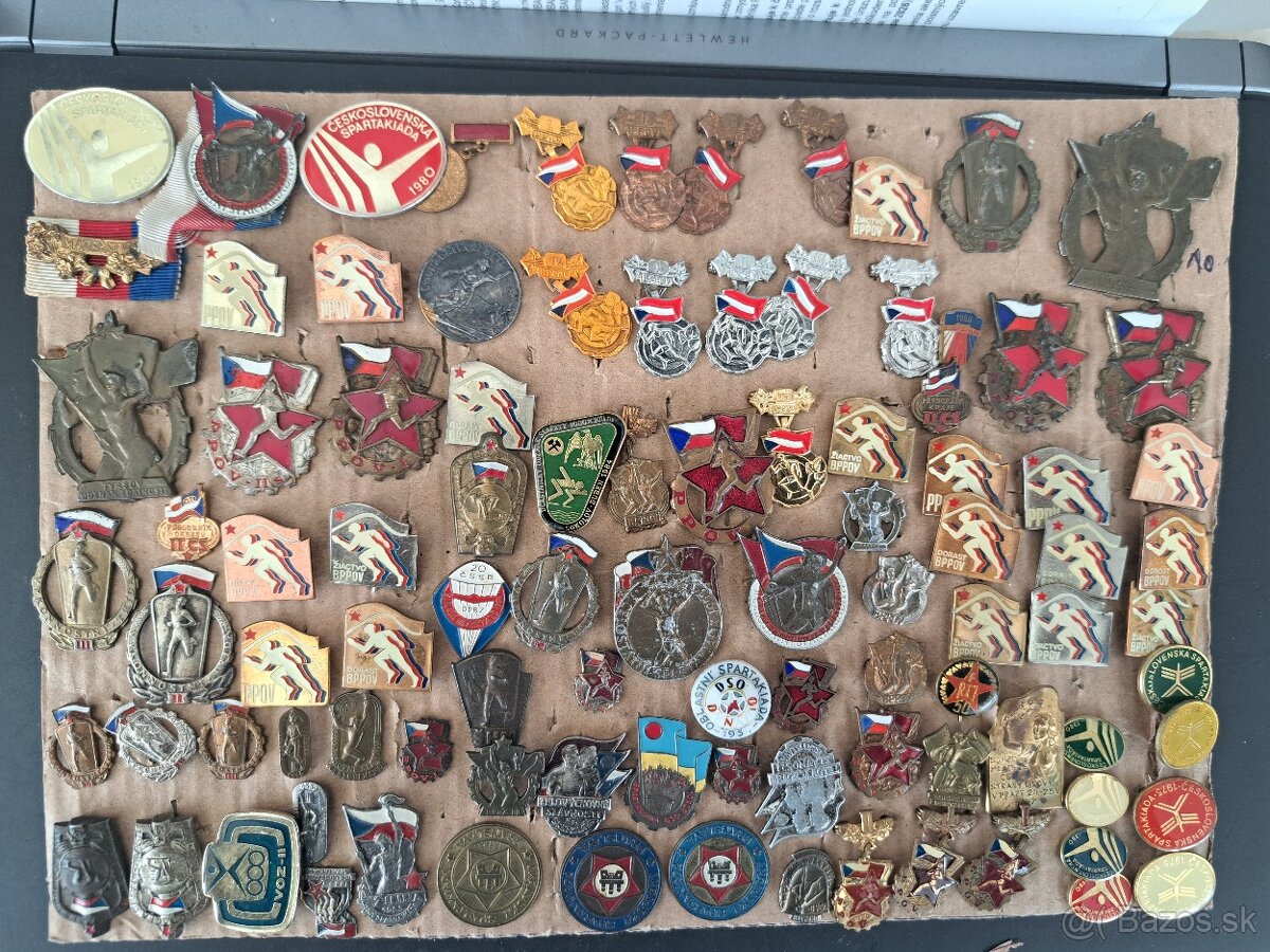 Predám odznaky 1 - 7