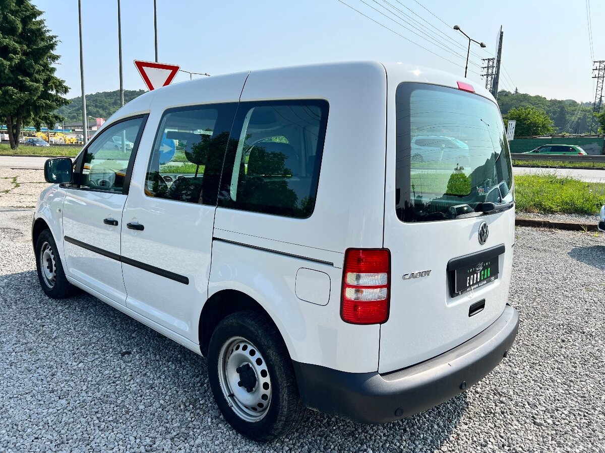 Volkswagen Caddy 2,0 BENZÍN+CNG - 7