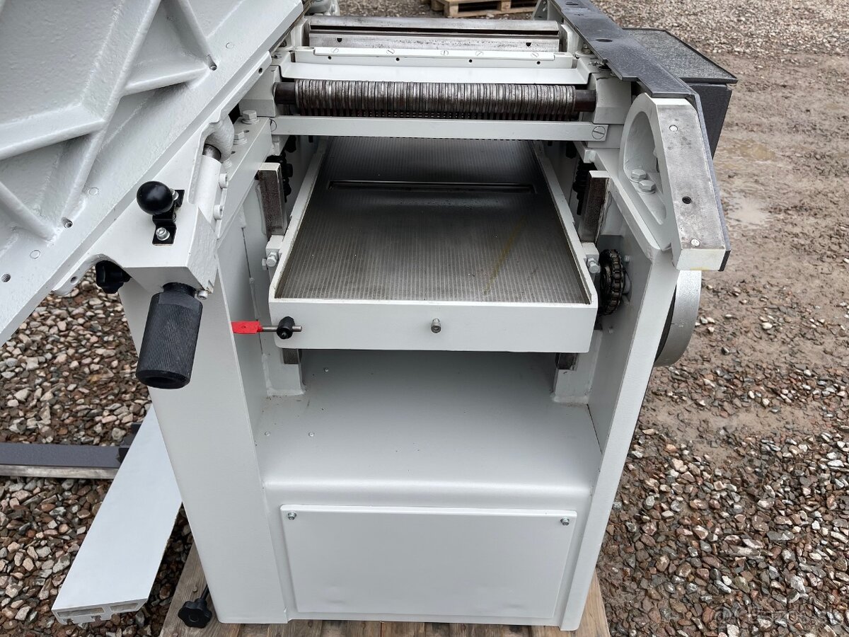 Srovnávačka s protahem Jaroma DSOA 40 - 7