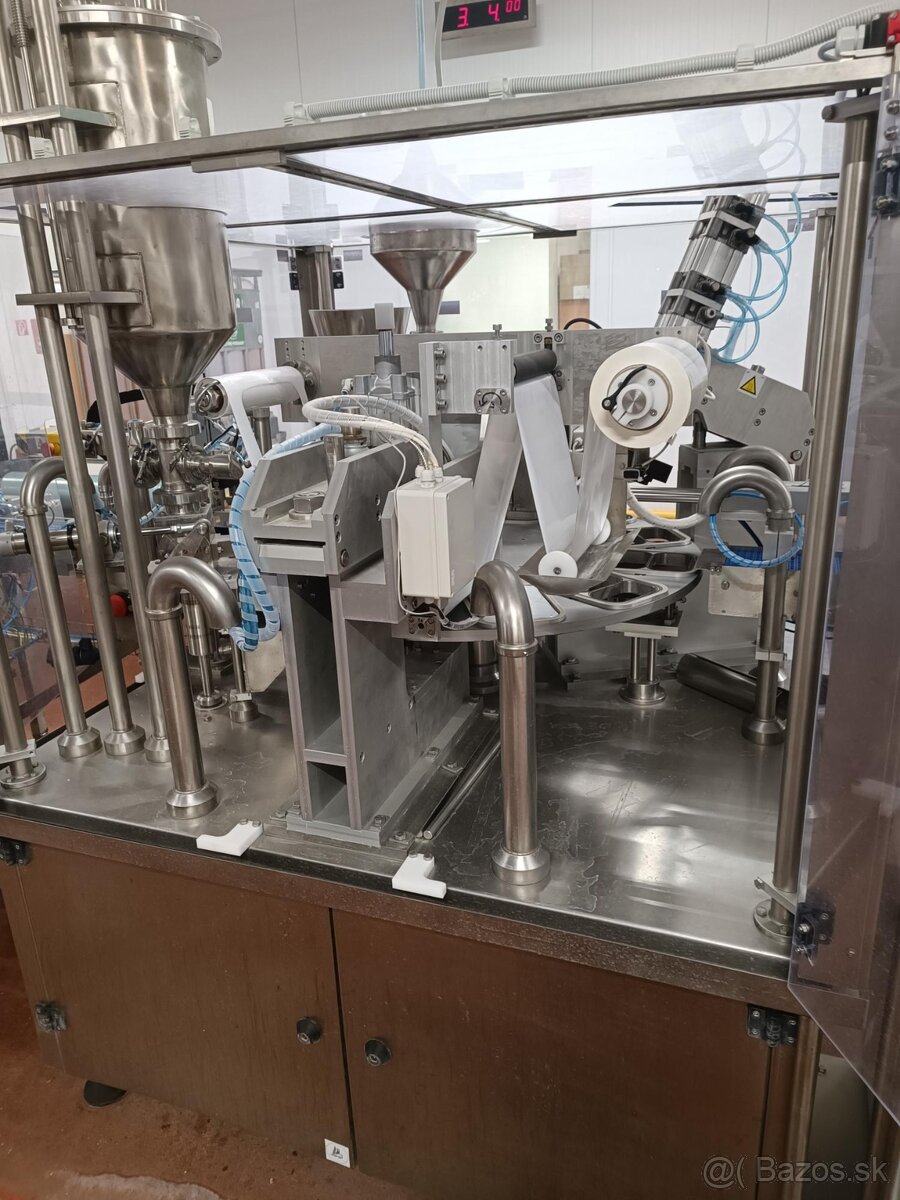 plnička a uzatváračka - 7