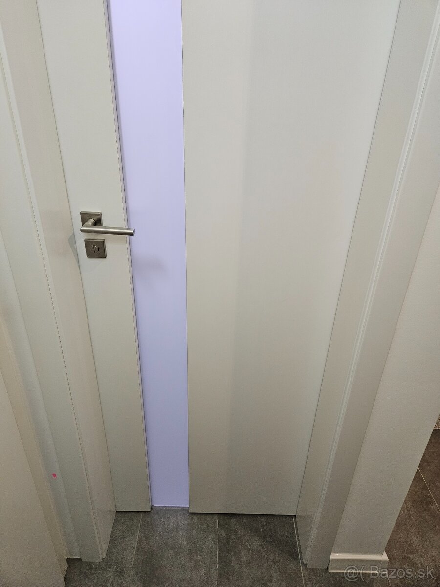Vysoké interiérové dvere so zárubňami - 7