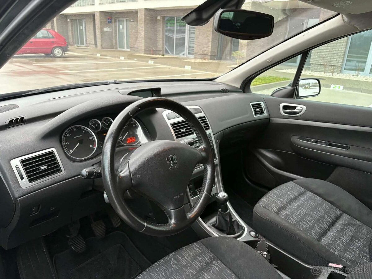 Predám Peugeot 307 1.6.hdi 80kw Rok výroby 2006 stk+ek platn - 7
