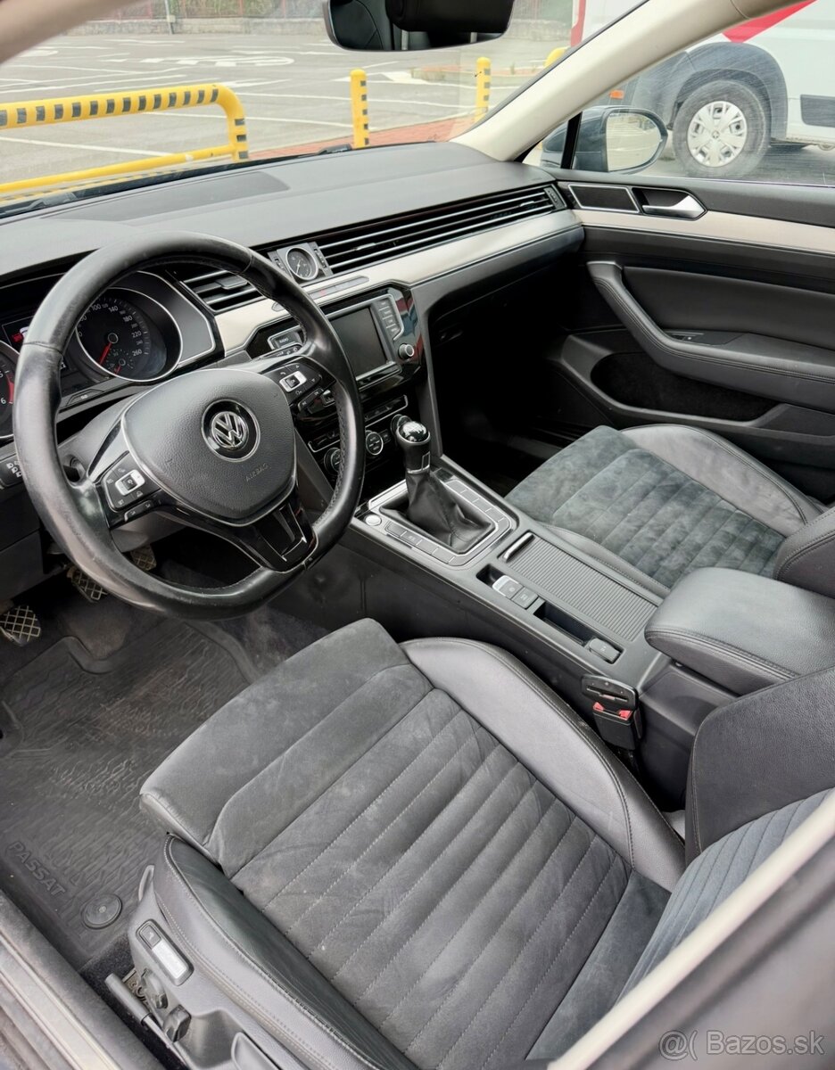 Volkswagen Passat Variant R-Line 2.0 TDI - 7