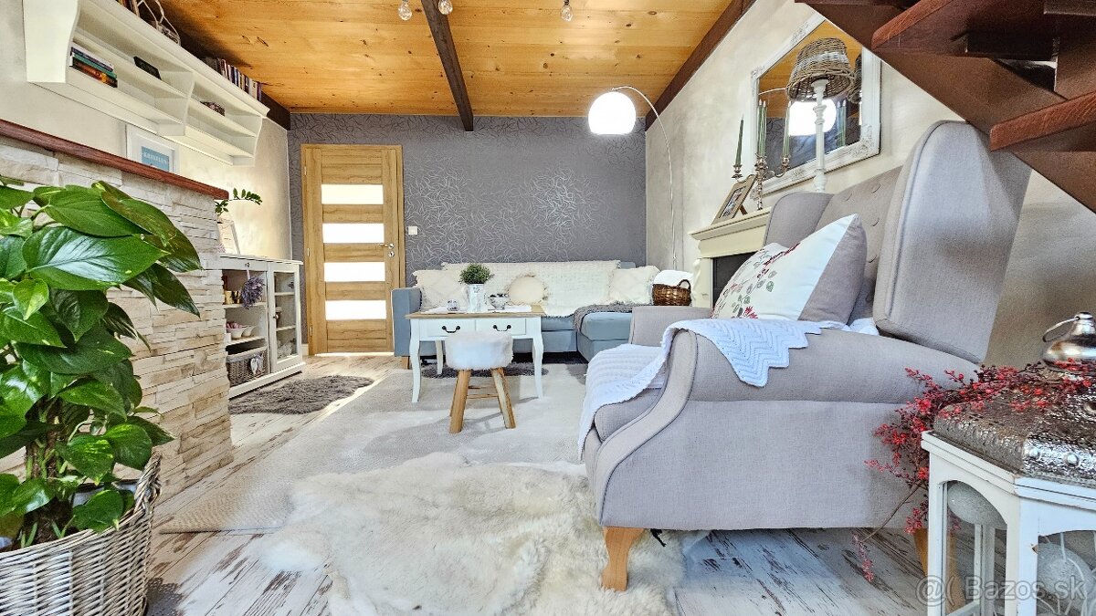 ATYPICKÝ 3 izbový byt, mezonet, balkón, 75 m2, PREŠOV - 7