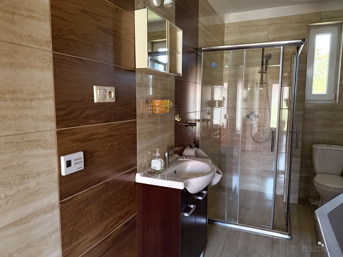 Ponúkame Vám na predaj rodinný dom v Novákoch - 7