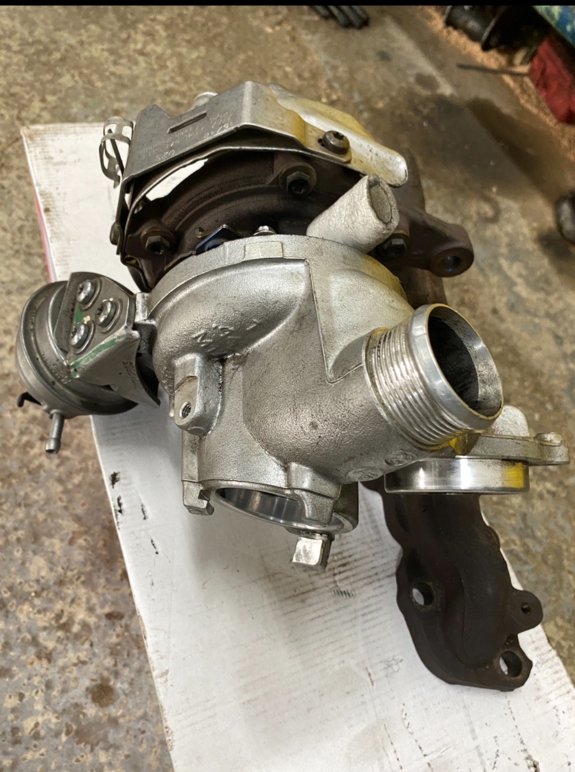 Blok motora Škoda Octavia 3. Cod DDY - 7