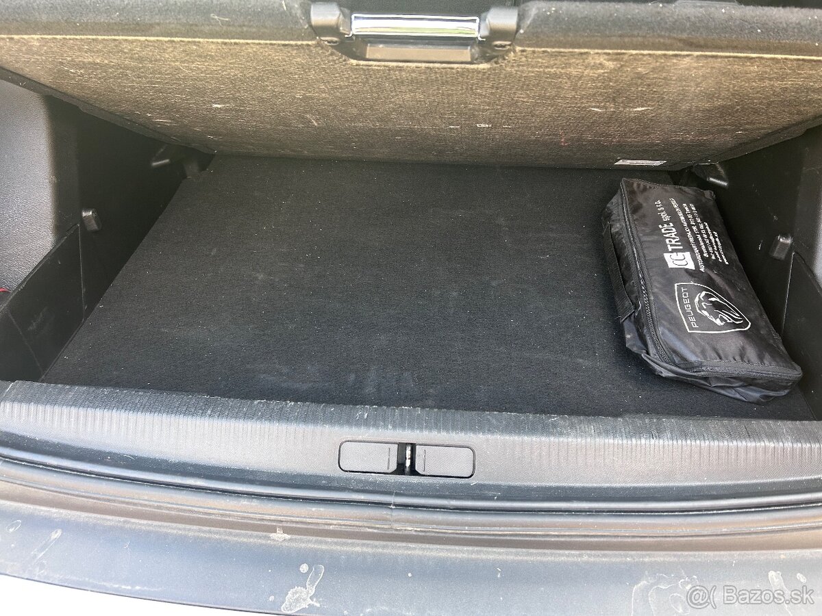 Peugeot 2008 1,5blueHdi - 7