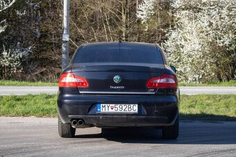ŠKODA SUPERB 2.0 TDI CR 170k Elegance DSG 2008 - 7