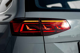 Volkswagen Passat Variant R-Line 2.0TDI 4Motion DSG odpočet - 7
