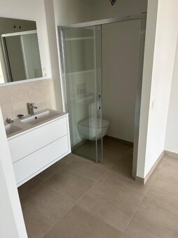 Luxusný apartmán s výhľadom na more v srdci Andalúzie - 7
