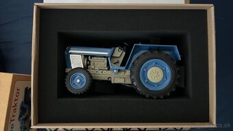 Retro traktor KDN Zetor - 7