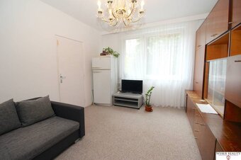 3-izb.Ružinov Muškátova ul.,(pri Retre) - 7