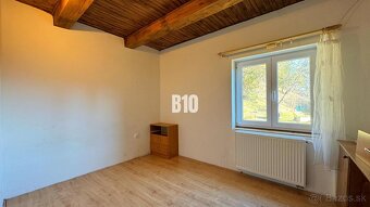 REZERVOVANÉ-Rodinný dom v peknom prostredí - Polerieka - 7