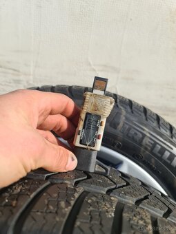 ZIMNA SADA SUPERB,PASSAT 5X112 R17 + PNEU 215/55 R17 - 7