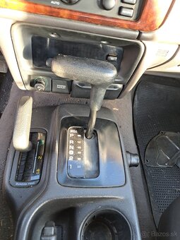 Jeep Grand Cherokee 4.0 - 7