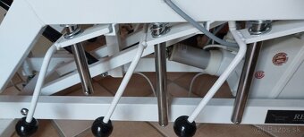 Chiroprakticke masážne lehátko - 7