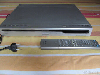 predam DVD/HDD rekorder - 7