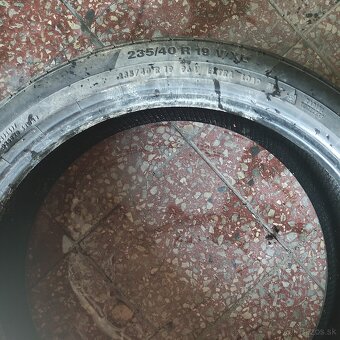 Predám pneumatiky Continental – 2x 235/40 R19 XL + 1x 205/60 - 7