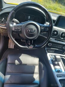 Kia Stinger GT - 7