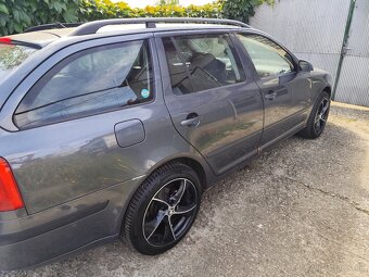 Predám Škodu Octaviu kombi - 7