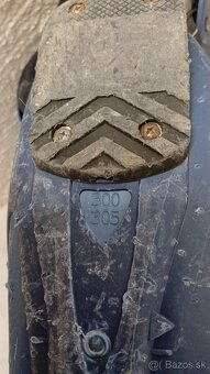 Lyže Atomic 180 cm, lyžiarky Nordica F6 č. 30,5 - 7