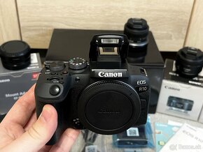 P: Fotoaparát Canon EOS R10 (záruka 4/2025), objektívy a iné - 7