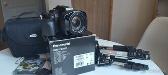 Panasonic Lumix DMC-FZ2000 - 7