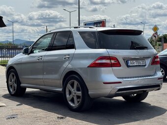 Mercedes-Benz ML500 - 7