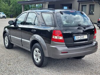 KIA SORENTO 2,5CRDi 4x4 - 7