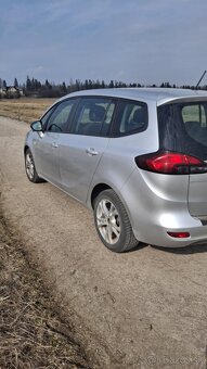 Opel zafira tourer 1.4 turbo 103kw rok 2016 - 7