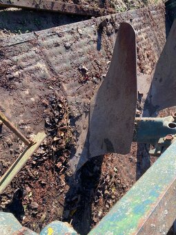 predam vymenim 3-radlicny pluh - 7