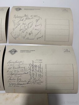 Predam velke formaty pohladnic  hokejistami 1952 a 1959 - 7