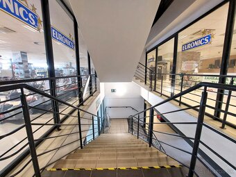 EXKLUZÍVNE Obchodno - administratívne priestory LIVING CE - 7